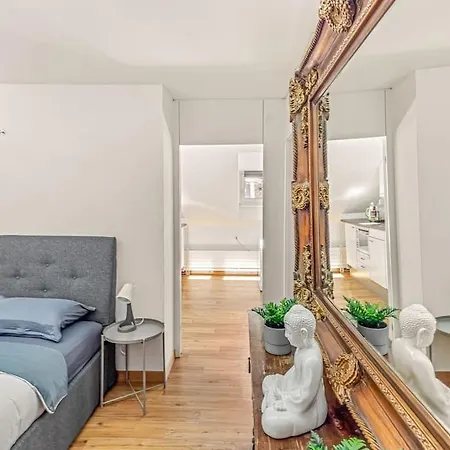 Dhg Luxury Heart Of Zürih